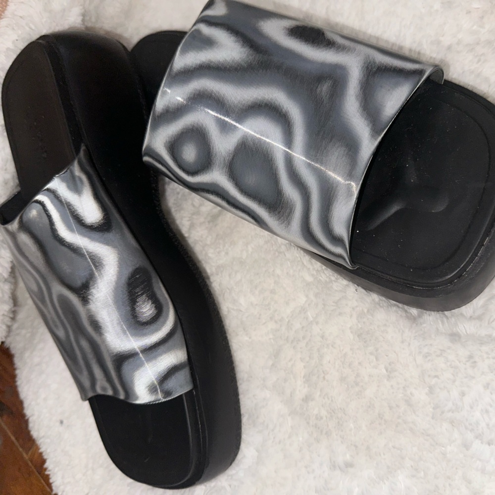 Black slides